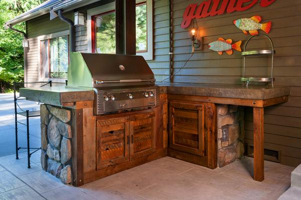Burien Outdoor Custom Kitchen